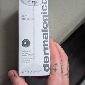 Dermalogica Daily Microfoliant in Gray Packaging